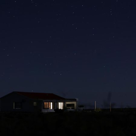 Traka Cottage 艾伯特王子镇 外观 照片